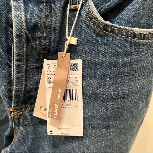 NWT MANGO Denim Mid Rise Blue Flare Jeans, Size 6 / 38 - Picture 6 of 7